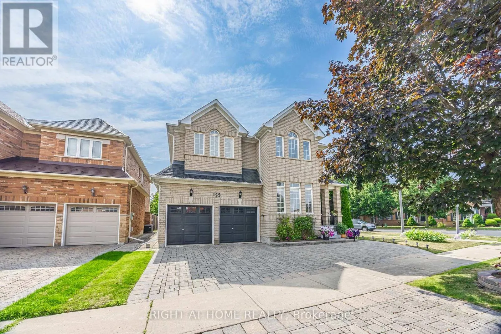 122 ANNINA CRESCENT