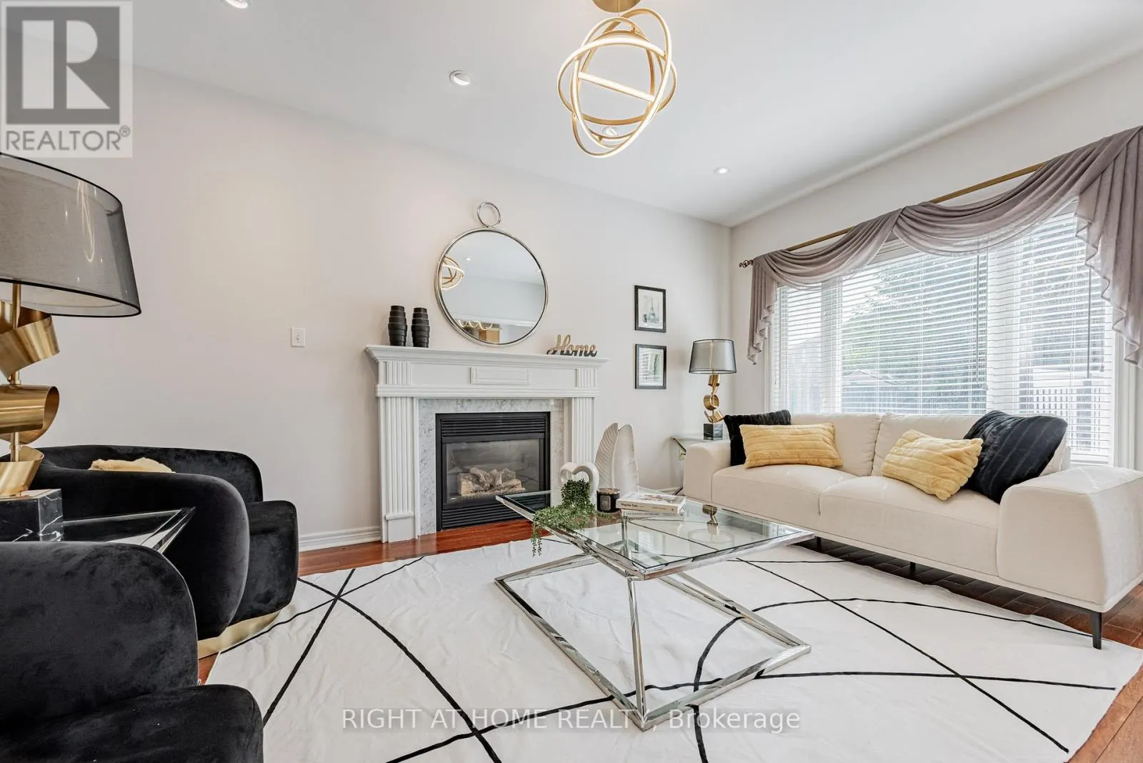 122 ANNINA CRESCENT