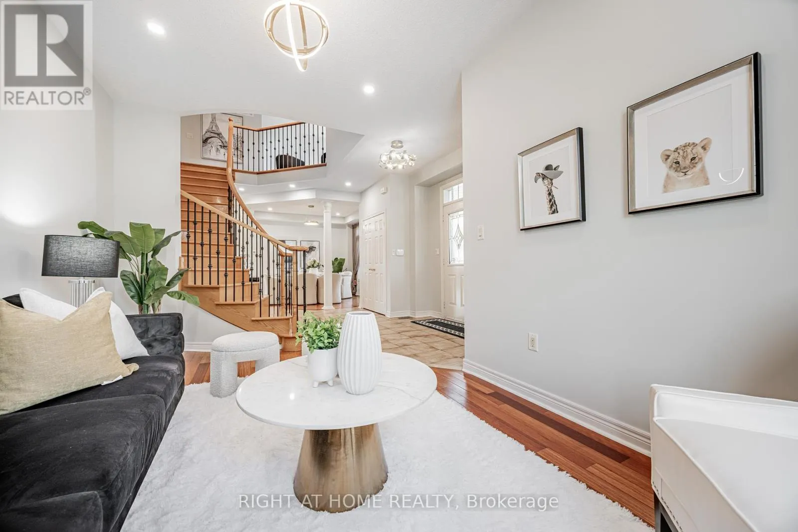 122 ANNINA CRESCENT