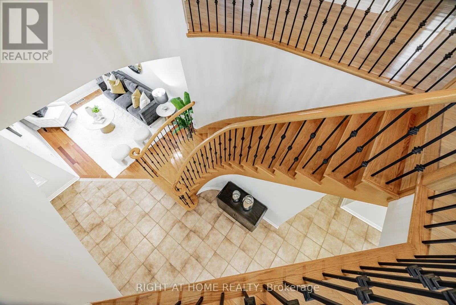 122 ANNINA CRESCENT