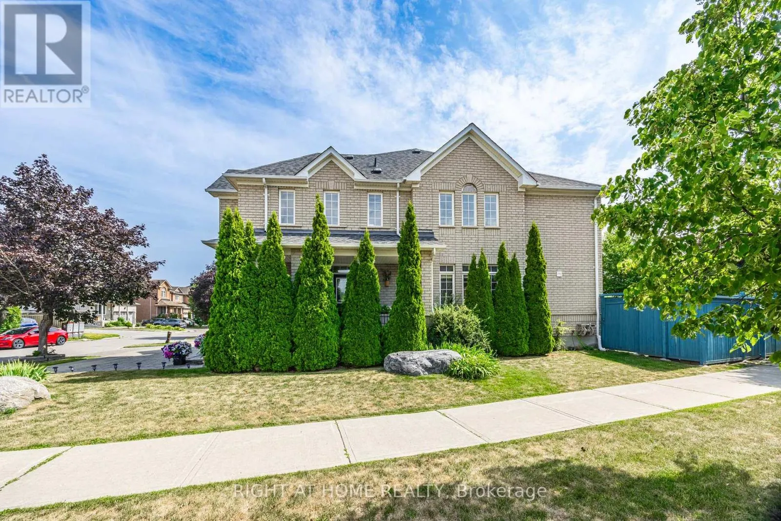 122 ANNINA CRESCENT