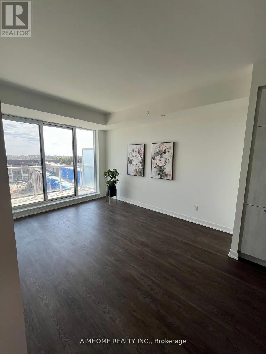 621 - 2 DAVID EYER ROAD