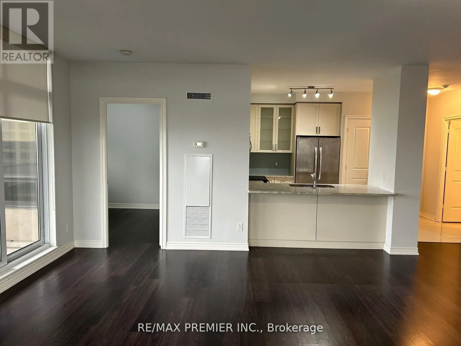 1010 - 9245 JANE STREET