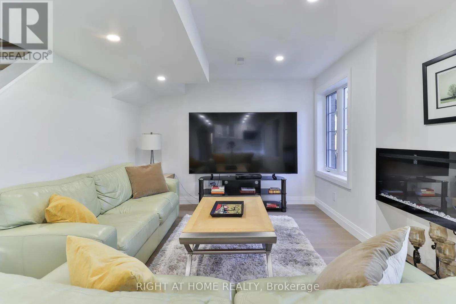 101 ROY HARPER AVENUE
