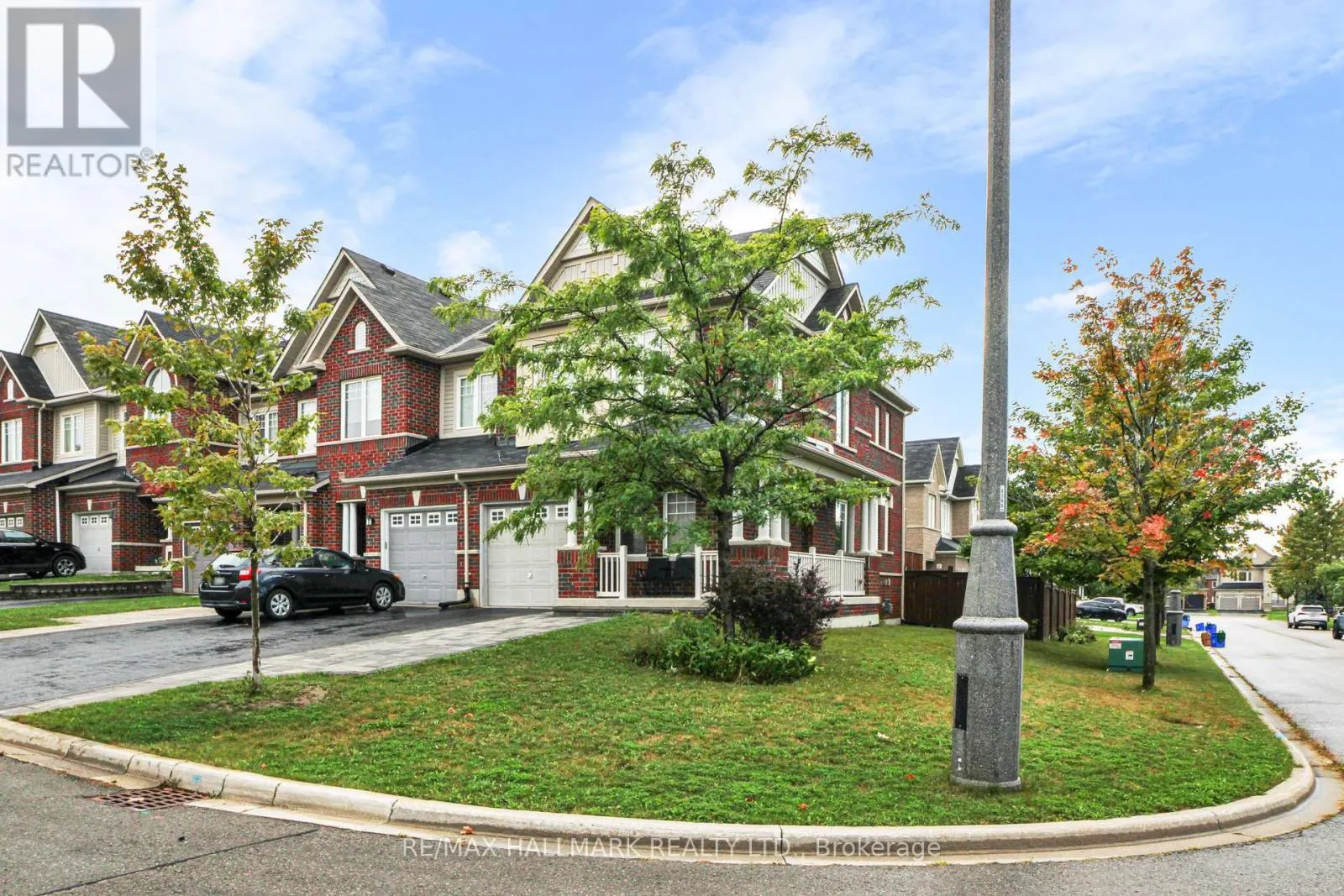 81 THATCHER CRESCENT