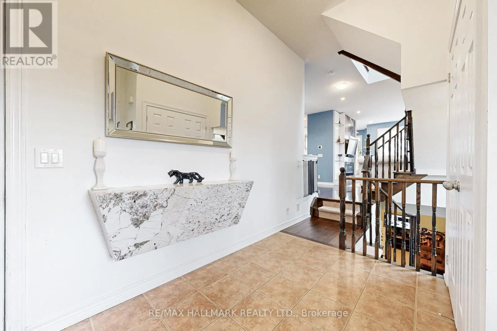 81 THATCHER CRESCENT