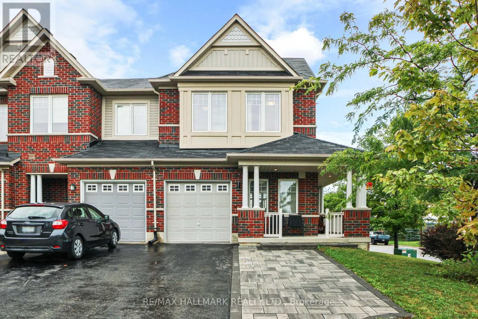 81 THATCHER CRESCENT