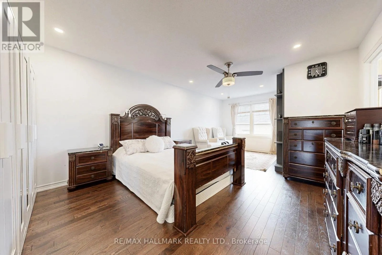 81 THATCHER CRESCENT