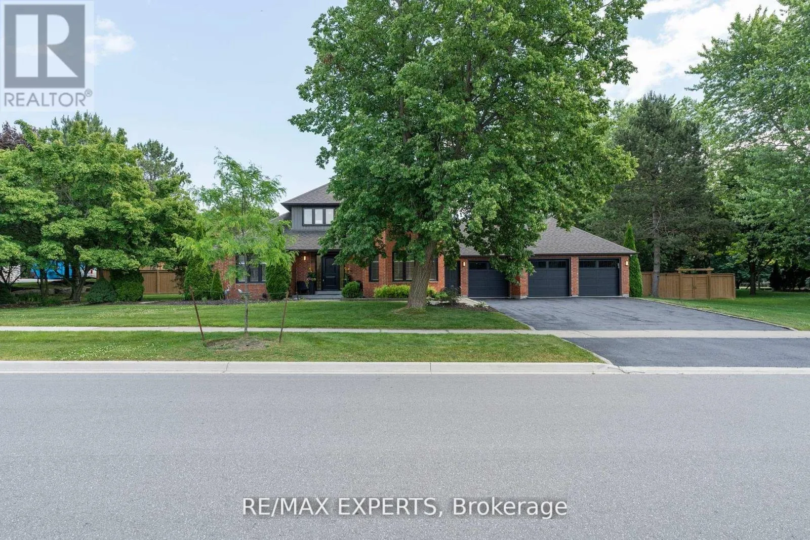 21 MCCUTCHEON AVENUE