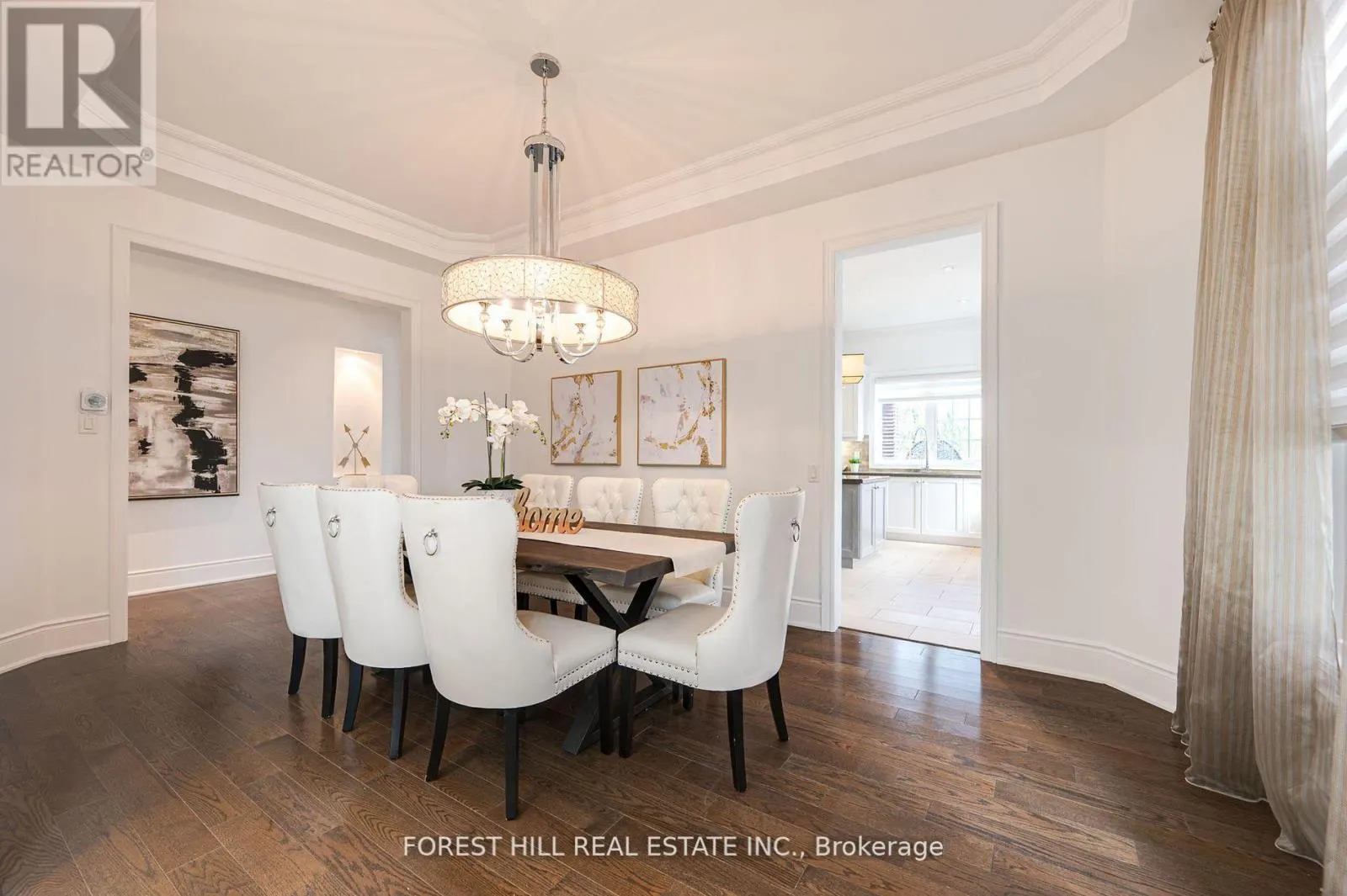 101 GLENHERON CRESCENT