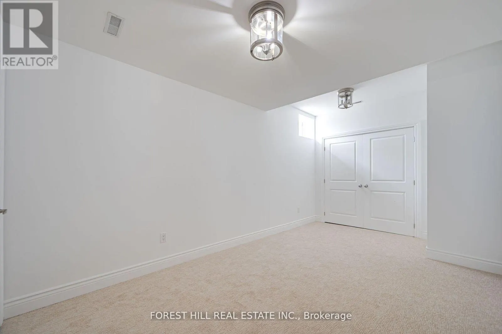 101 GLENHERON CRESCENT