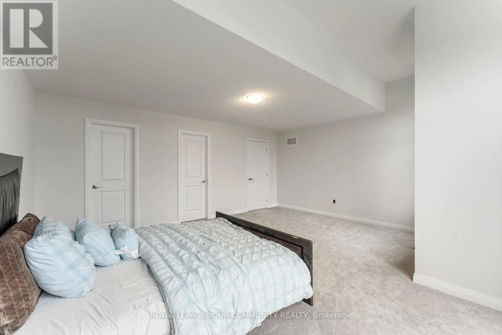 1583 STOVELL CRESCENT