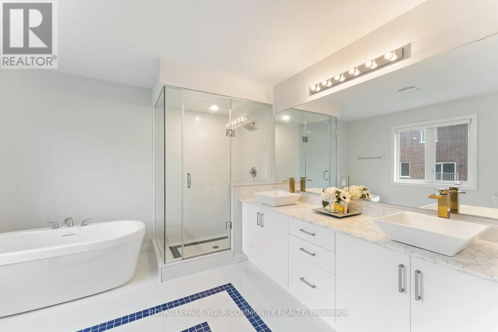 1583 STOVELL CRESCENT