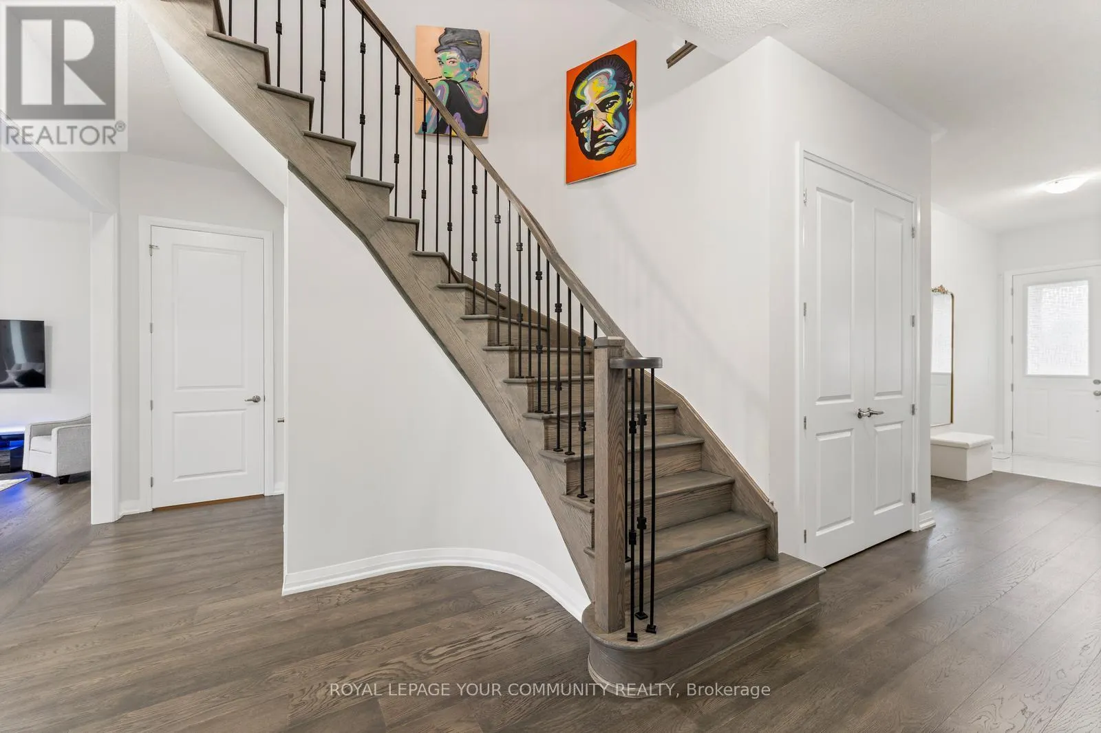 1583 STOVELL CRESCENT