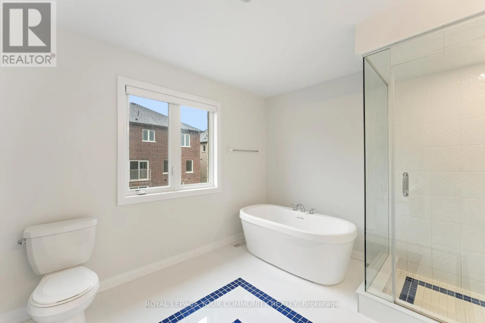 1583 STOVELL CRESCENT