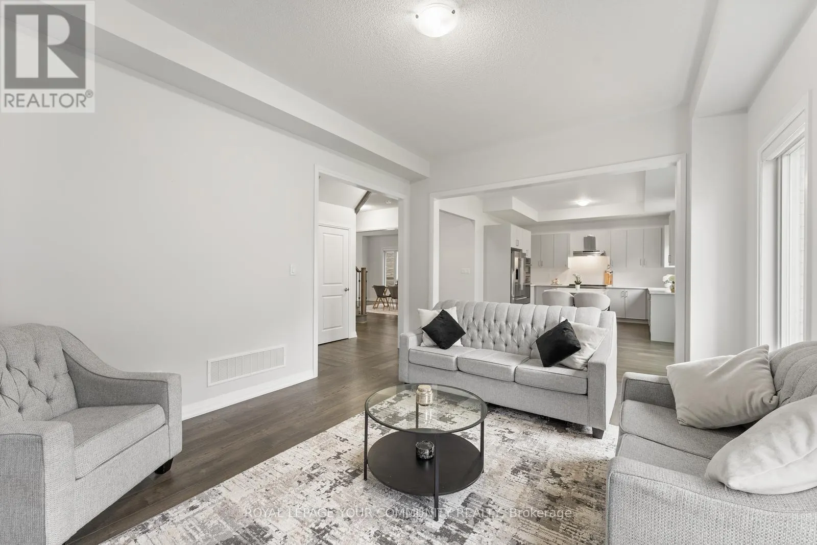 1583 STOVELL CRESCENT