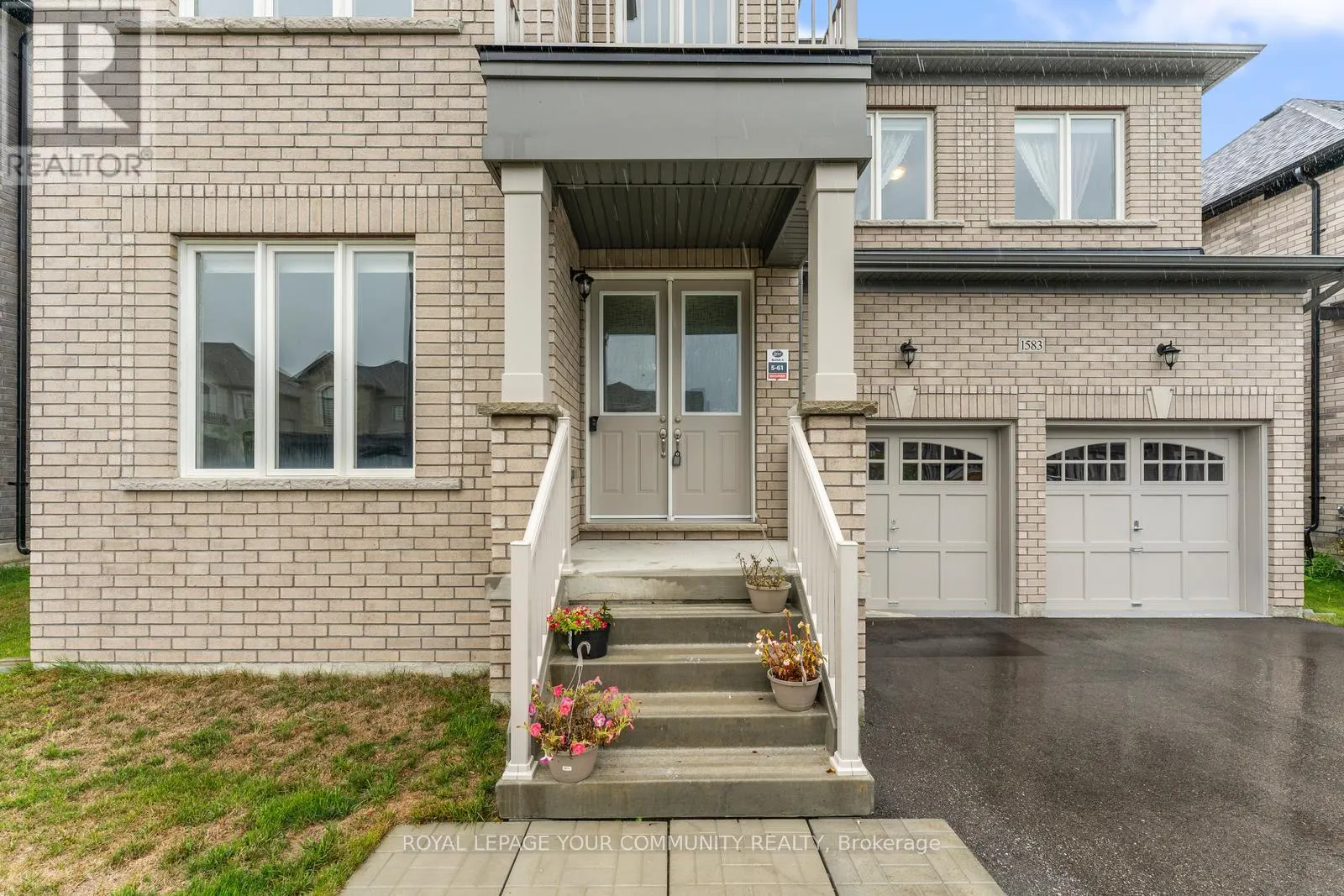 1583 STOVELL CRESCENT