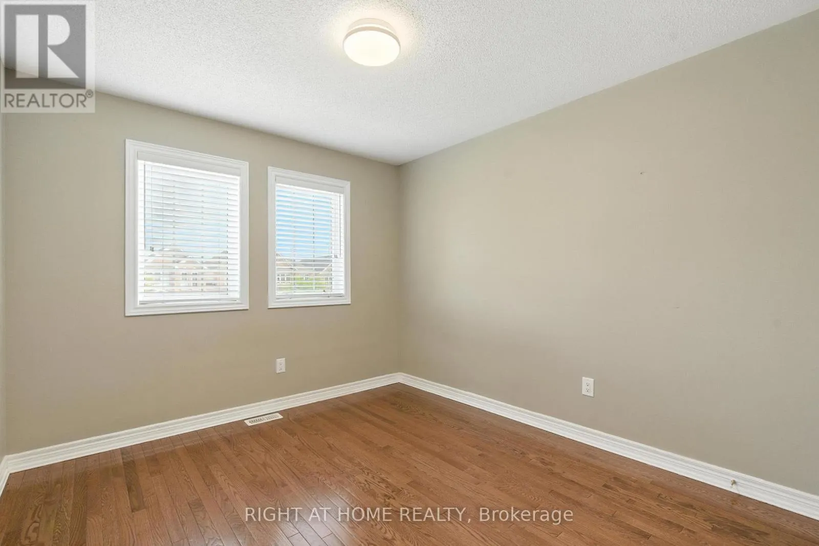 215 CANADA DRIVE