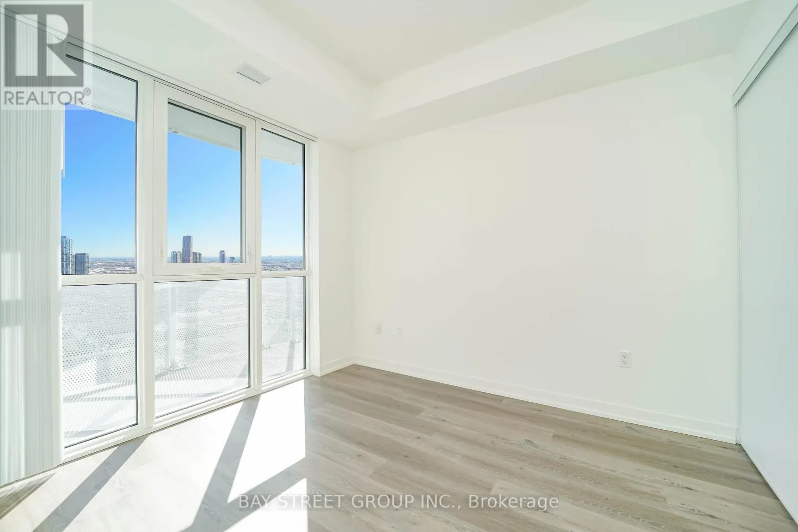 4109 - 28 INTERCHANGE WAY
