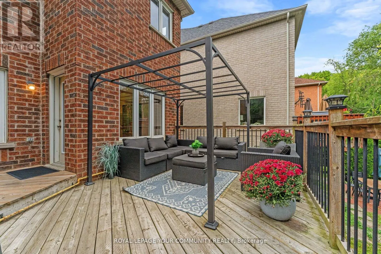67 GAMBLE GLEN CRESCENT
