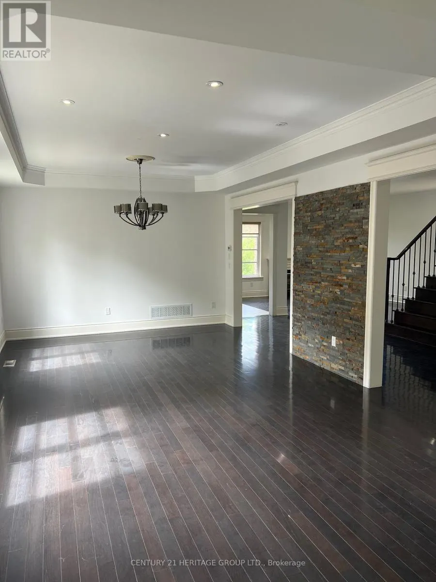 558 ILAN RAMON BOULEVARD