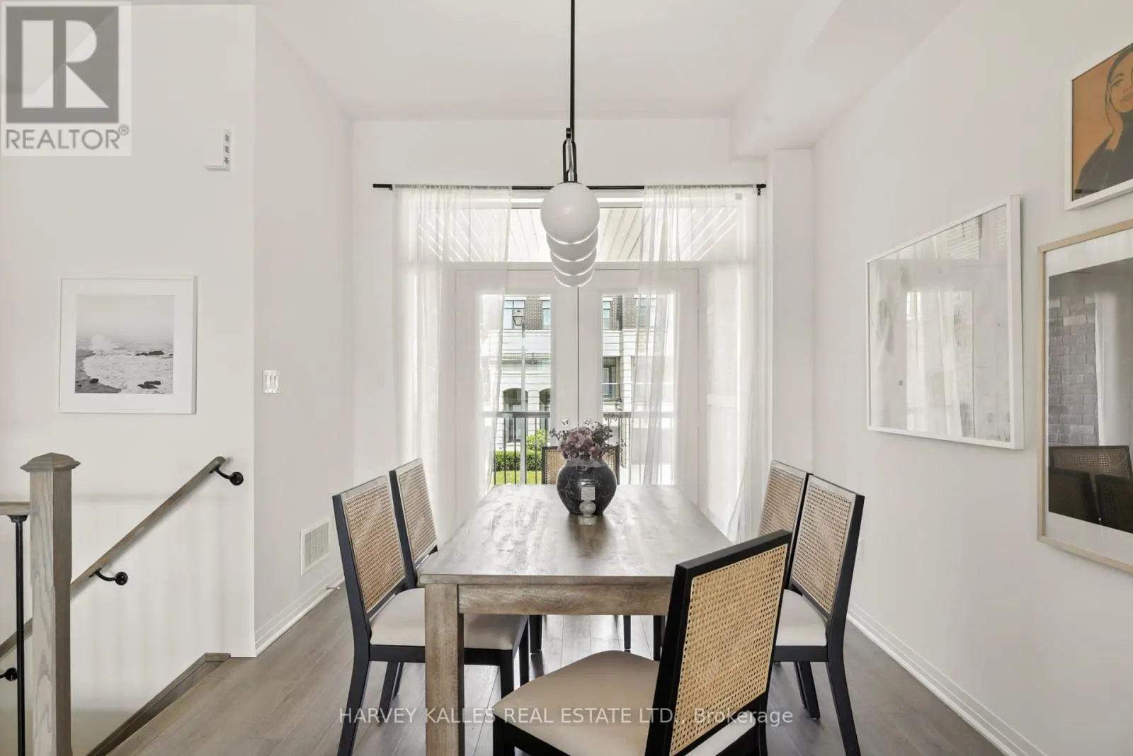 37 ARIANNA CRESCENT