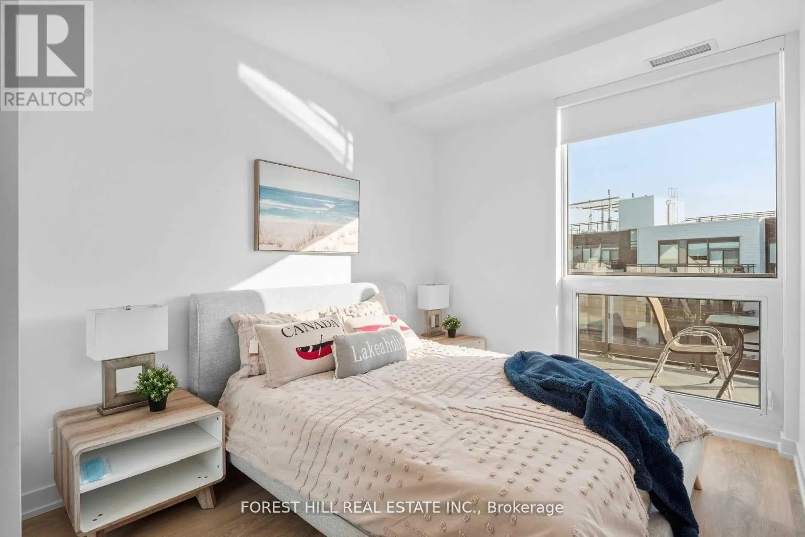 427D - 333 SEA RAY AVENUE