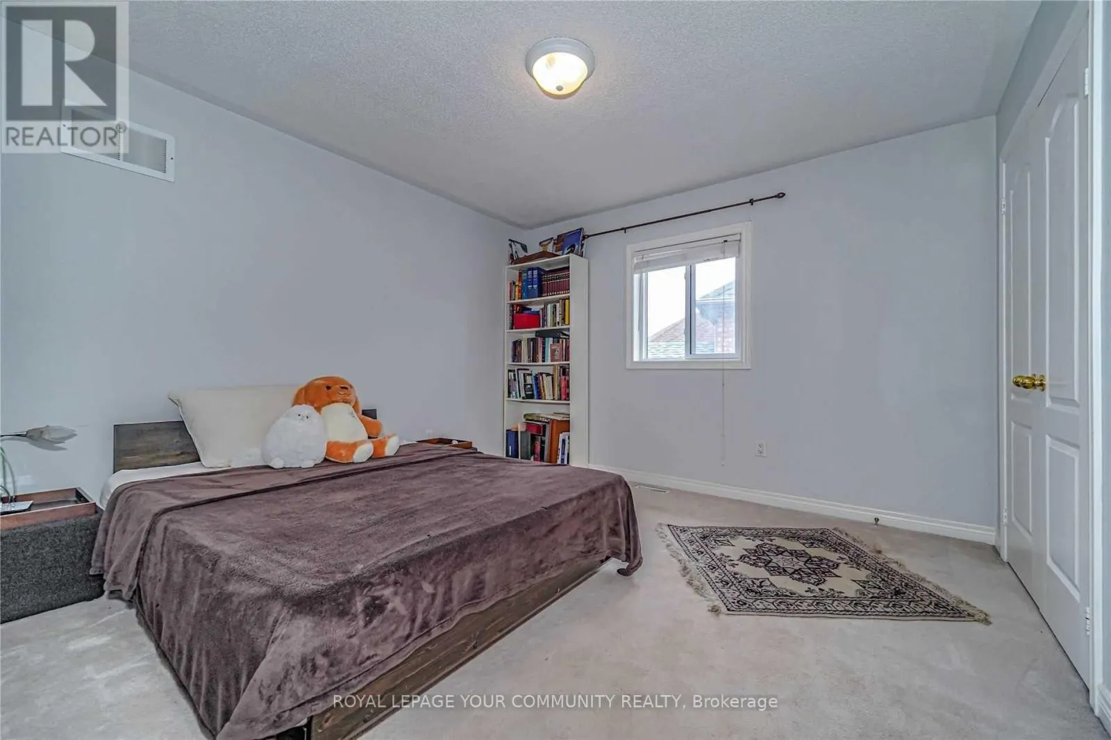 106 SNOWY MEADOW AVENUE