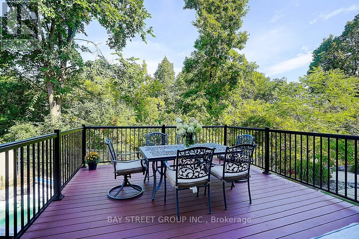 80 LADY JESSICA DR DRIVE N