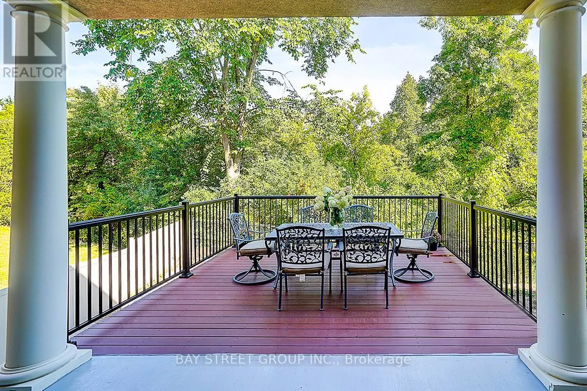 80 LADY JESSICA DR DRIVE N