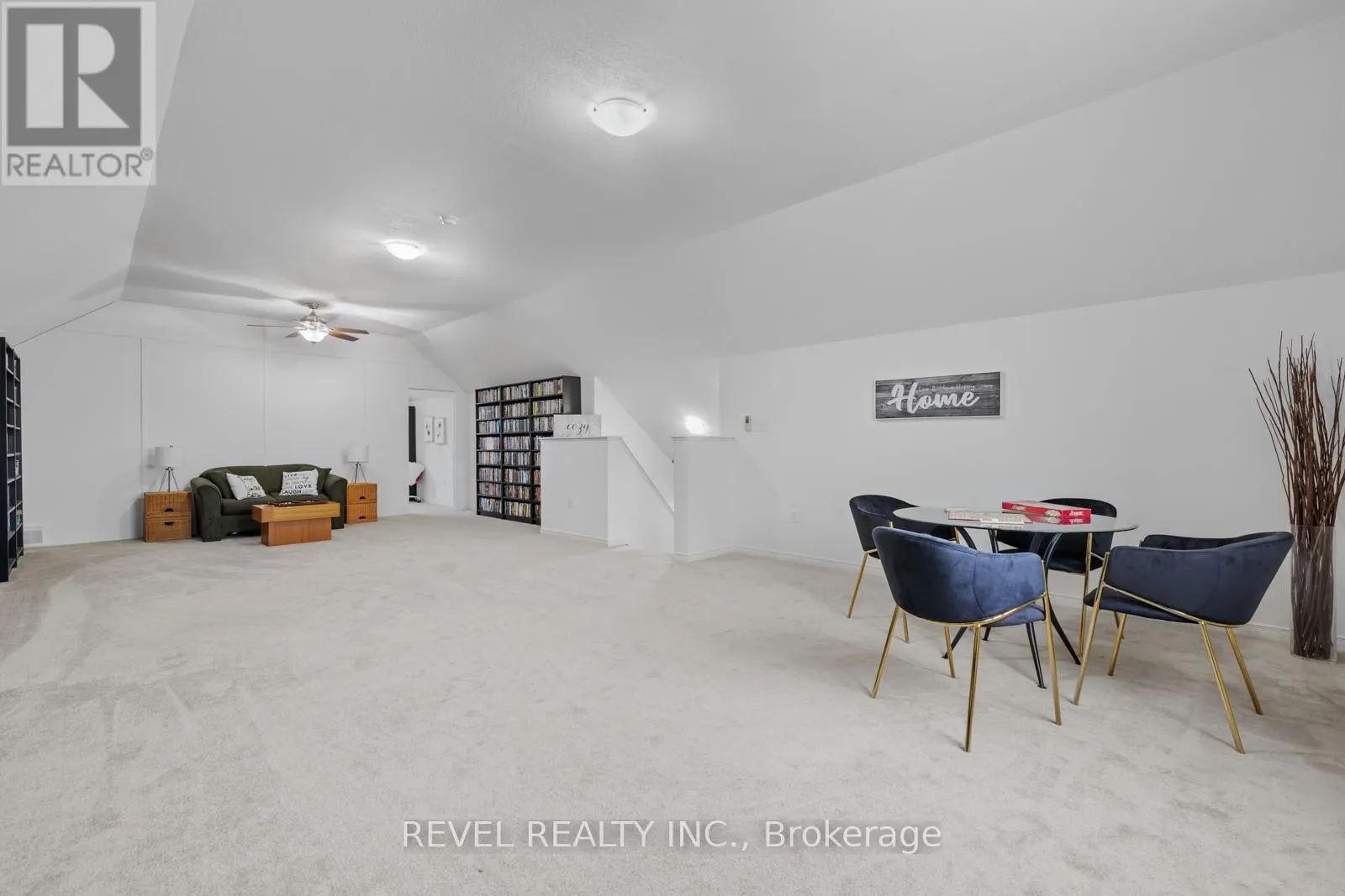 1254 LESLIE DRIVE