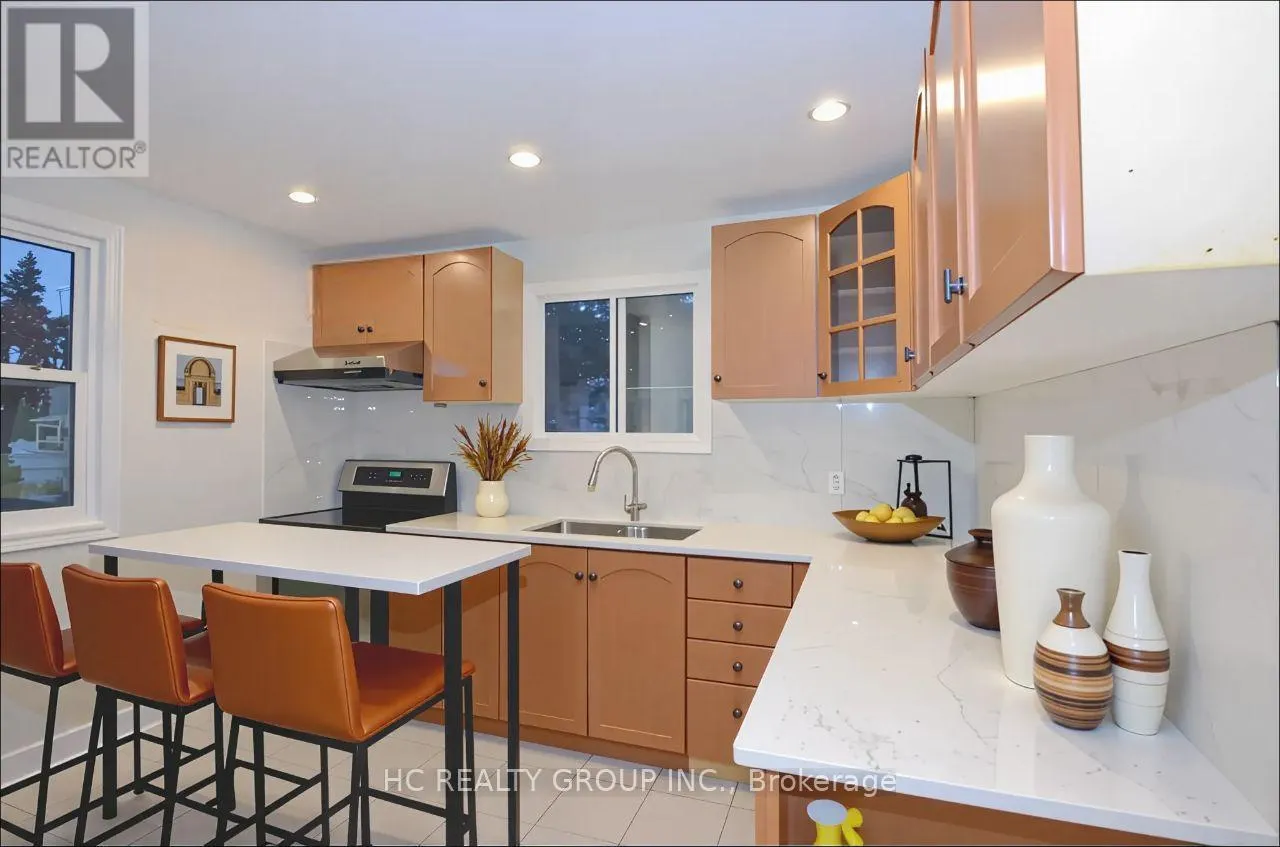 UPPER - 94 PROSPECT STREET