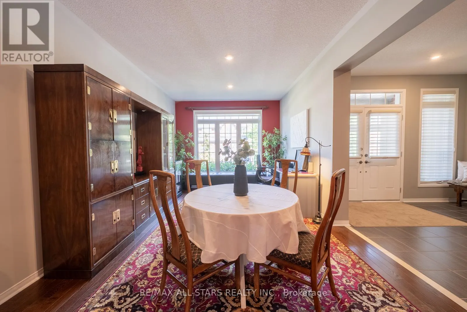 94 CHAMBERSBURG WAY