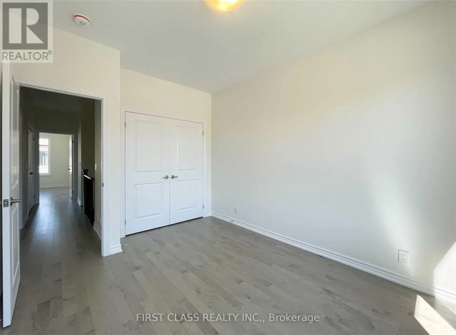 24 JESSICA ANTONELLA STREET