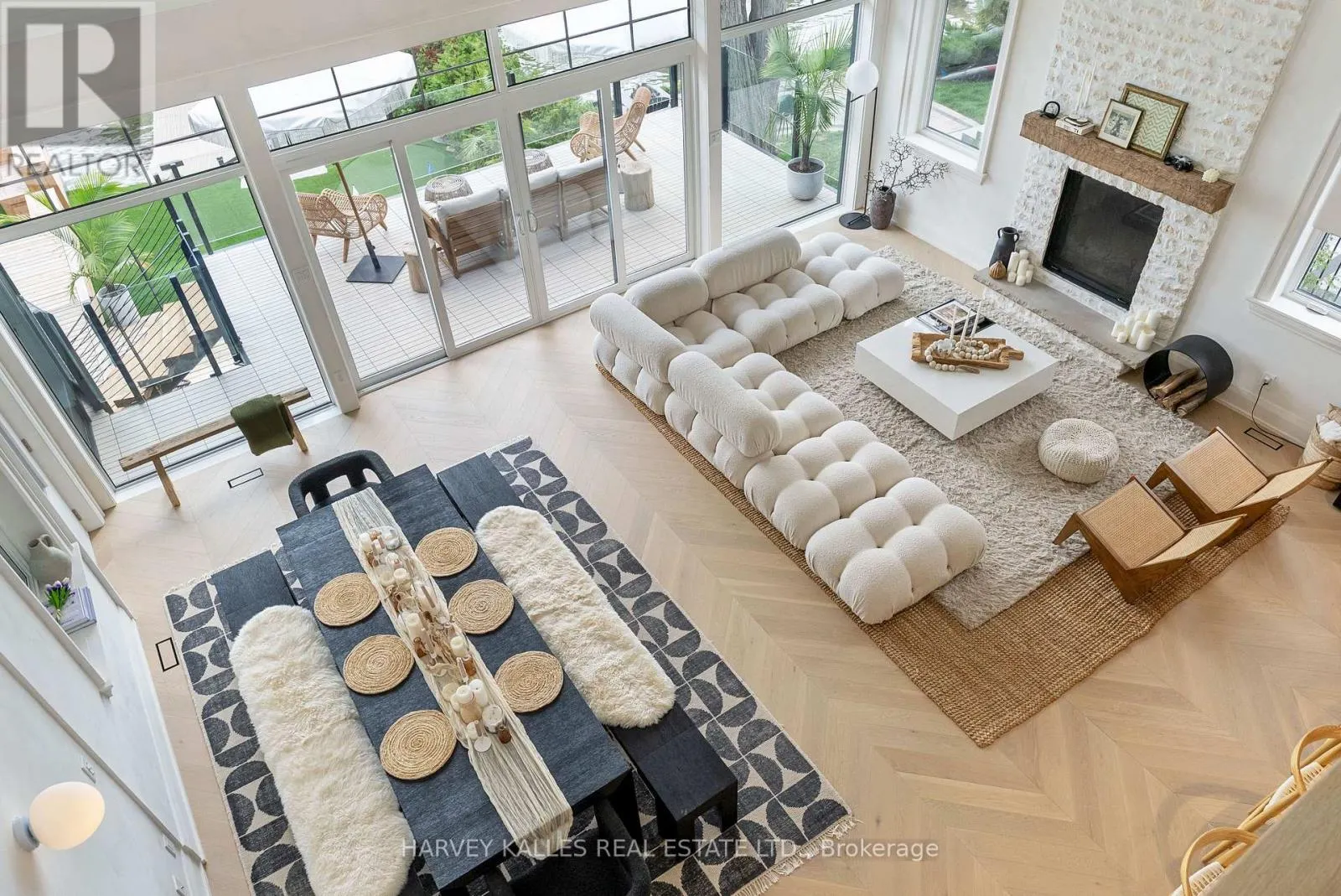 3421 CRESCENT HARBOUR ROAD