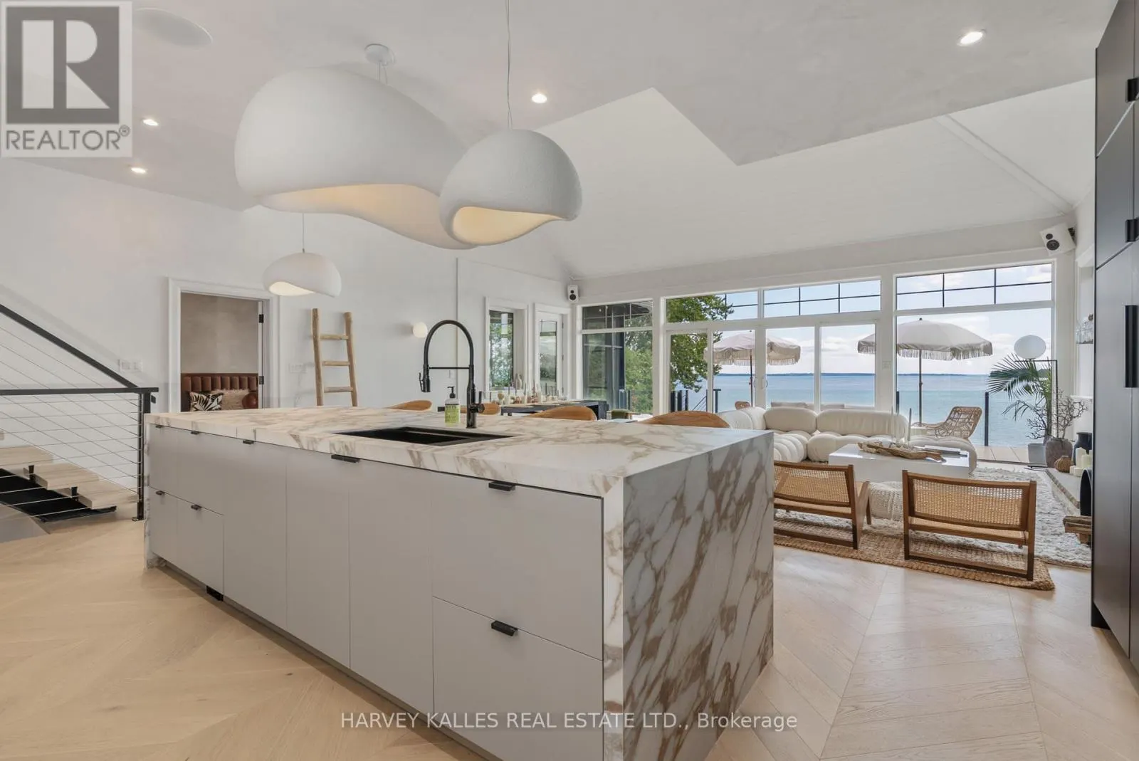 3421 CRESCENT HARBOUR ROAD
