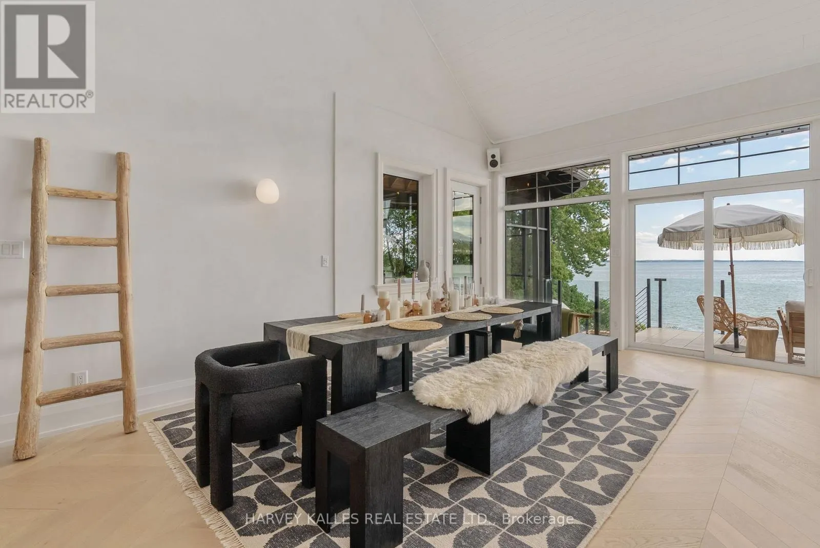 3421 CRESCENT HARBOUR ROAD