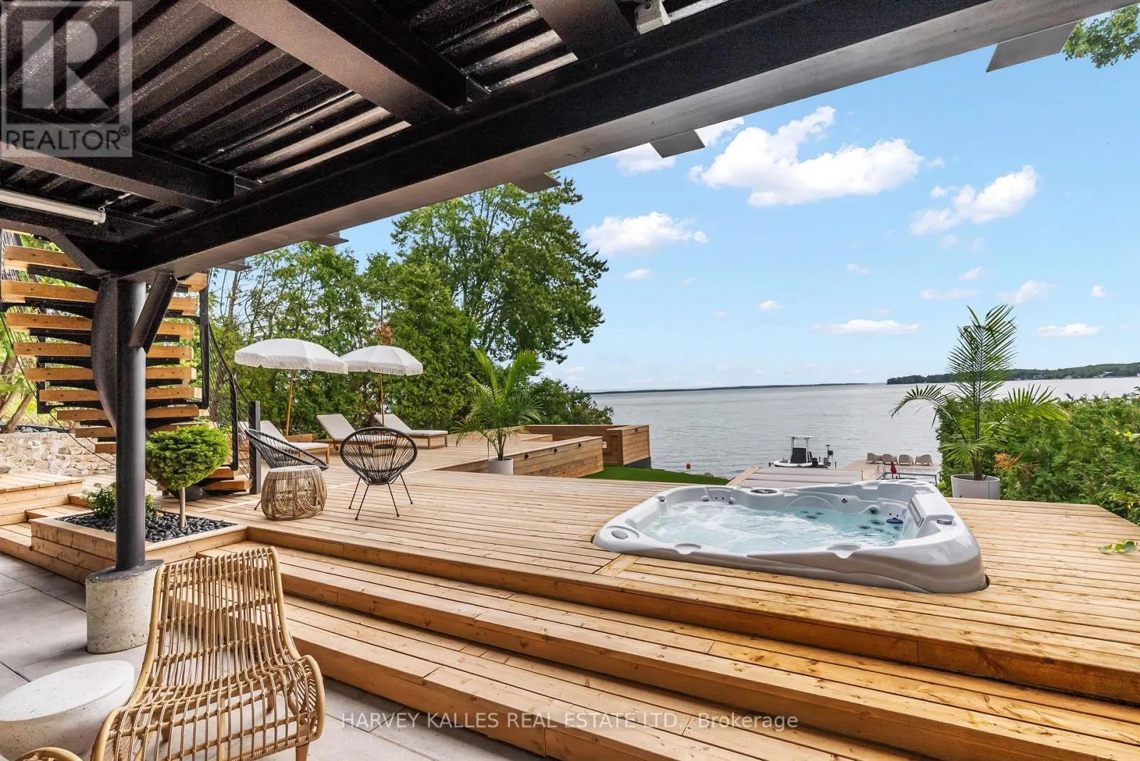 3421 CRESCENT HARBOUR ROAD
