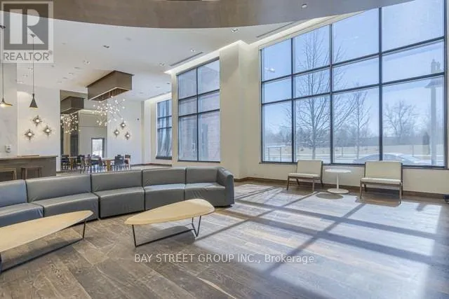 1 UPTOWN DRIVE
