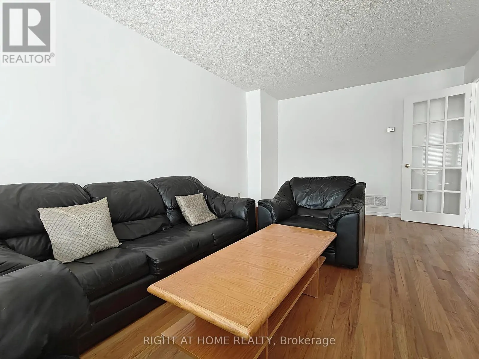 116 COOPERAGE CRESCENT