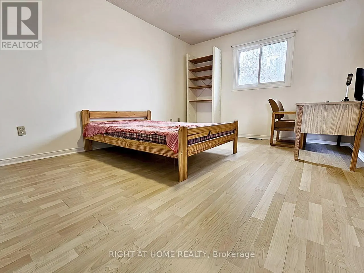 116 COOPERAGE CRESCENT