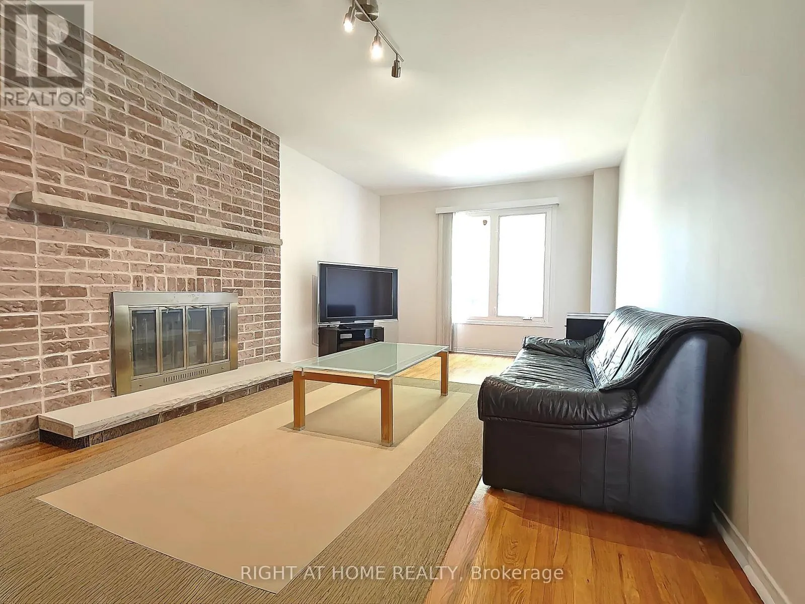 116 COOPERAGE CRESCENT