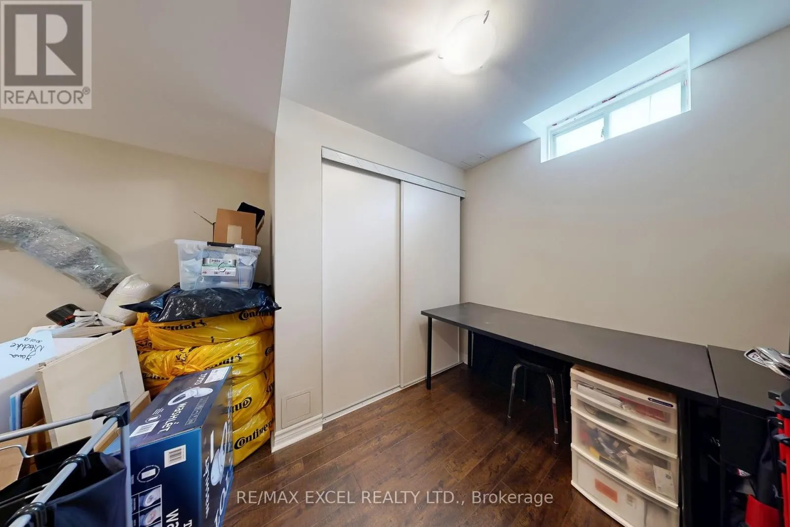 8 HARTMOOR STREET