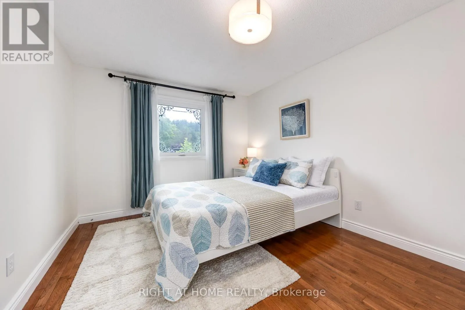 88 SUNSHINE DRIVE