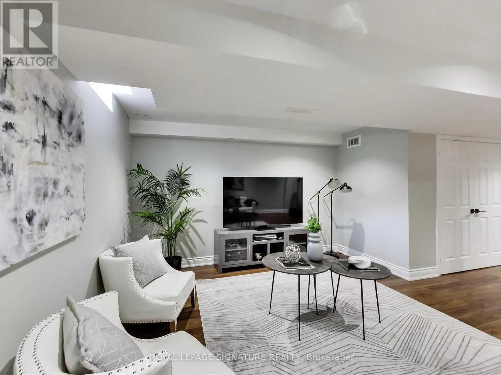 75 MONTE CARLO DRIVE