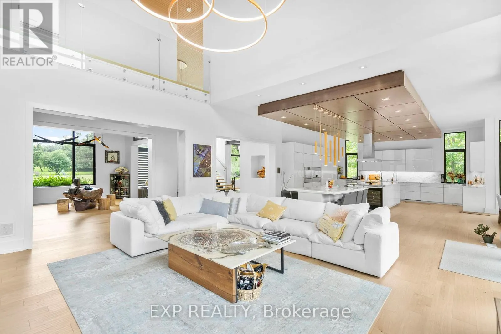 8 CACHET PARKWAY