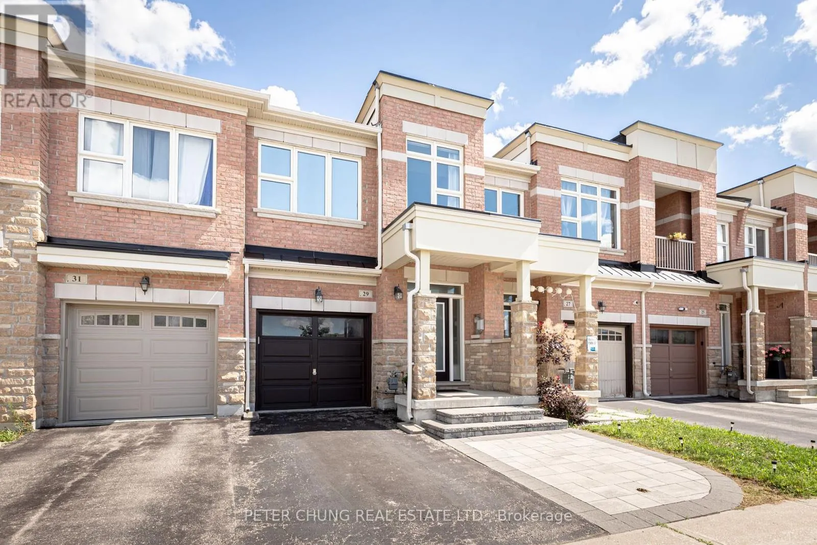 29 UPPER GREENSBOROUGH DRIVE