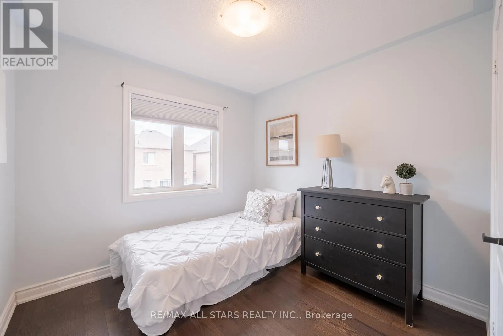 10 BETULA GATE