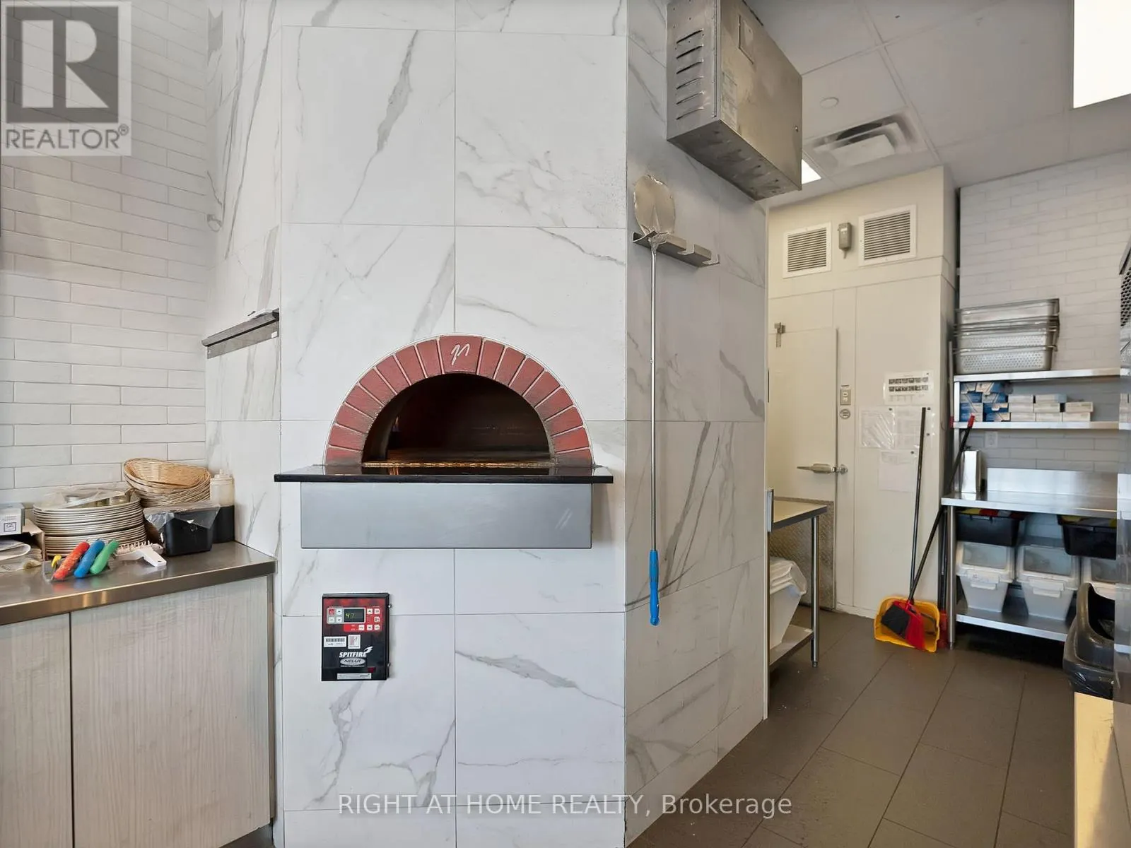 104 - 7777 WESTON ROAD