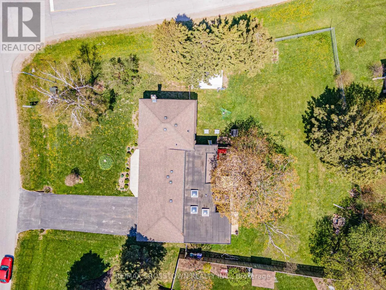 204 CAMILLA CRESCENT